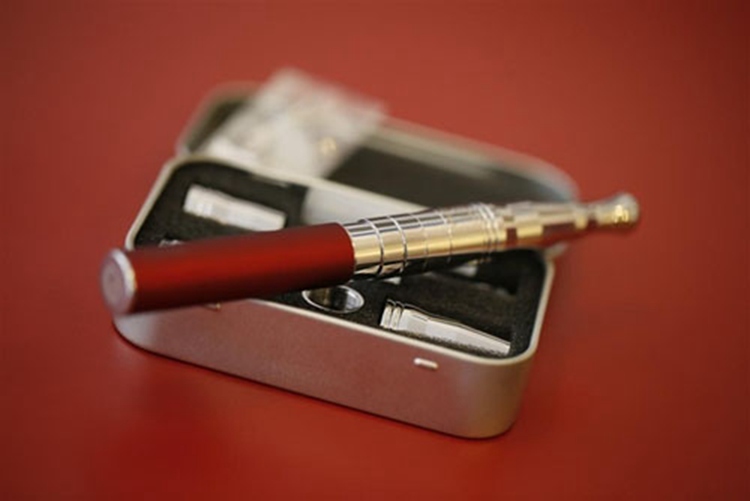 法国电子卷烟对人体影响的调查